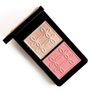 MAC Nutcracker Sweet Peach Face Compact